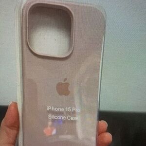 Apple iPhone 15 Pro Silicone Case - Soft Pink